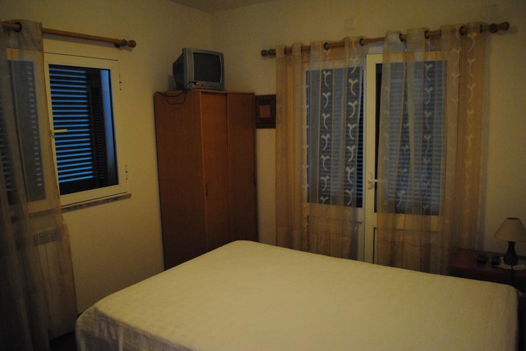 Casa Dos Santos Alojamento - Guest House جيريز المظهر الخارجي الصورة